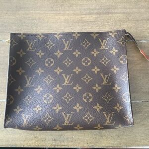 Louis Vuitton Poche Toilette Noel monogram